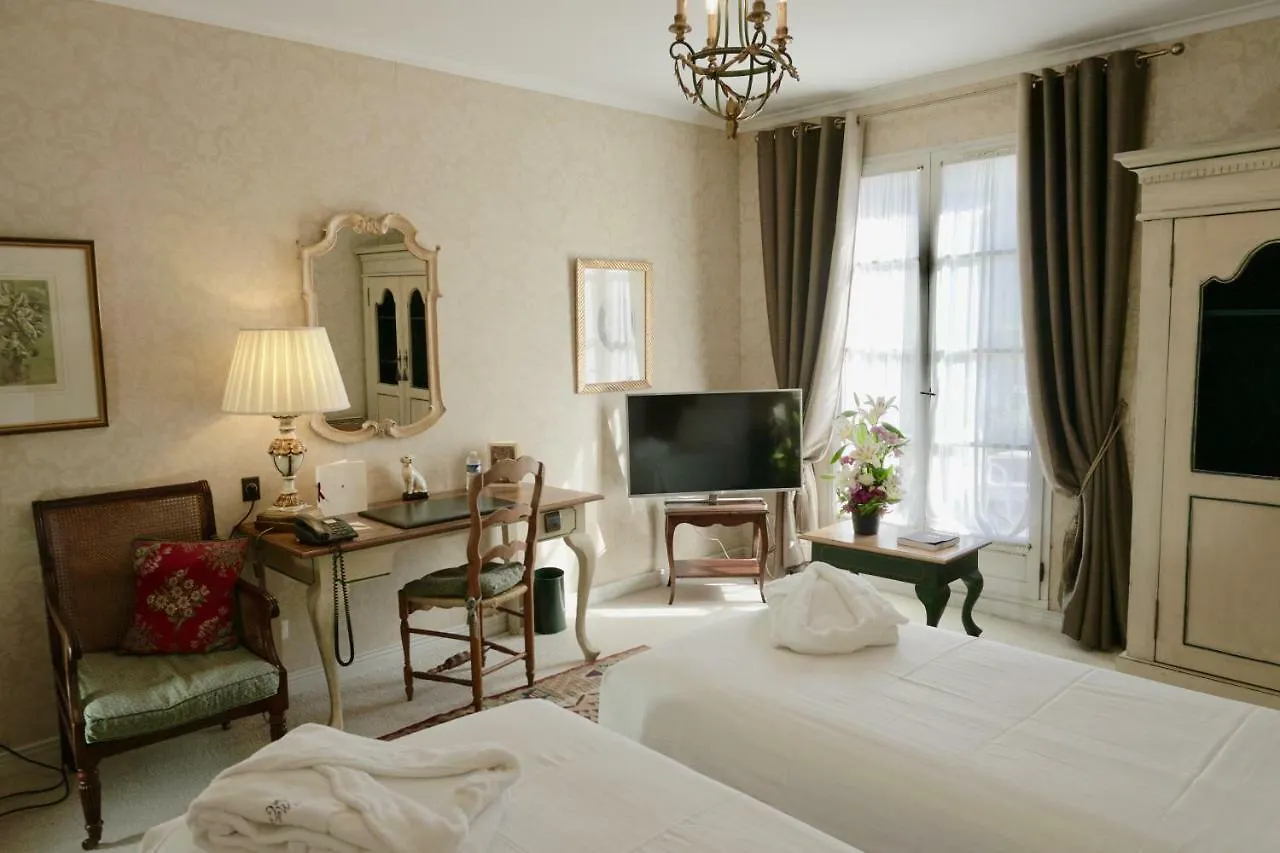 Hotel Le Manoir De Gressy